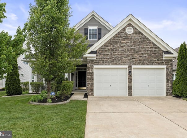 162 FIELD Loop, GLASSBORO, NJ 08028