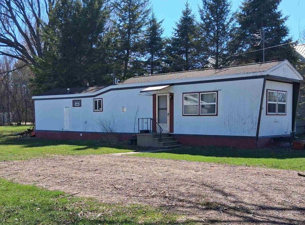 507 E GRONINGER Street, SURING, WI 54174