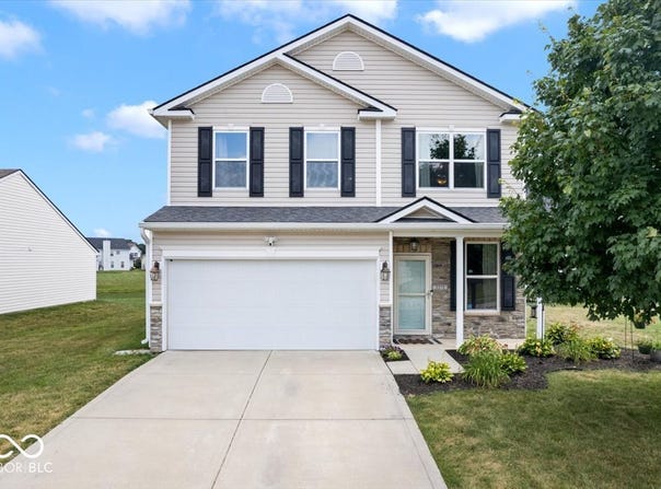3371 Firethorn Drive, Whitestown, IN 46075