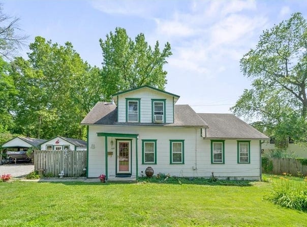 309 SW 2ND Street, Lee's Summit, MO 64063