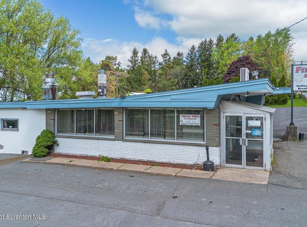 393 PA-247 Hill, Greenfield Twp, PA 18407