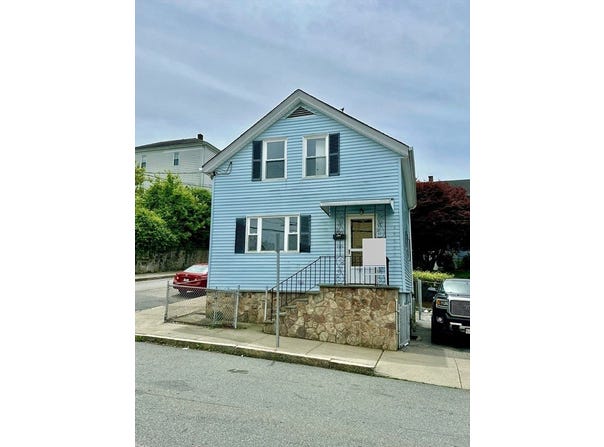 203 Division St, Fall River, MA 02721
