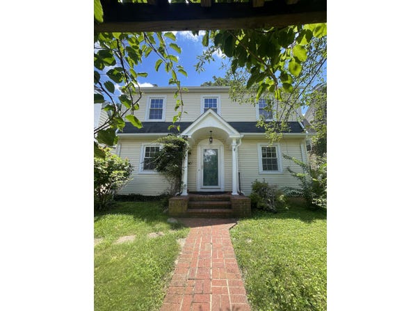 333 YORK AVE, STAUNTON, VA 24401