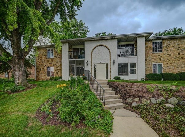 41 Golf Course Road, Madison, WI 53704
