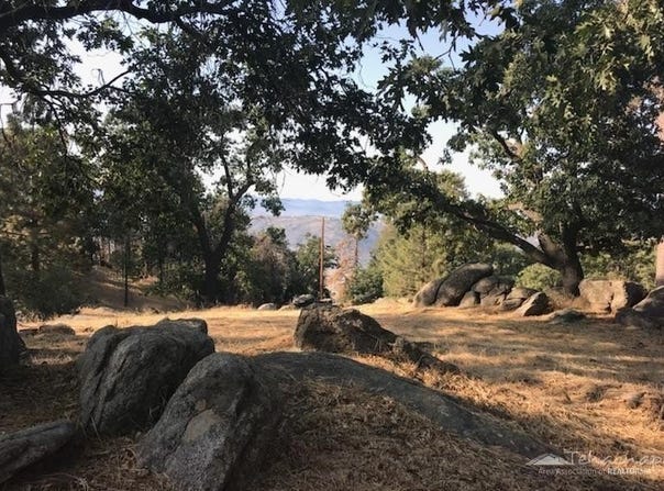 29101 Woodview Court, Tehachapi, CA 93561