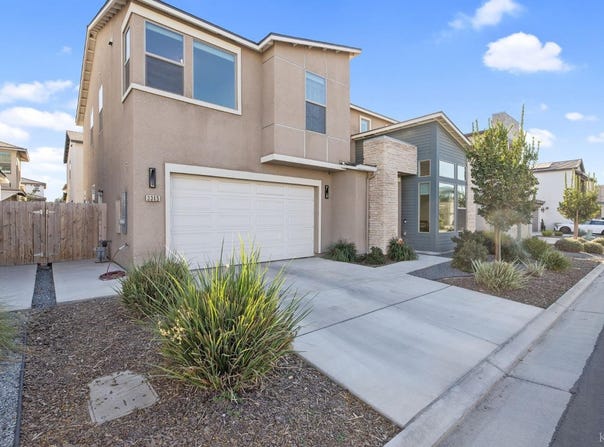 3345 W Florence Avenue, Visalia, CA 93277