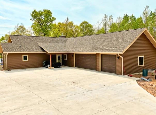 3376 LAKEWOOD RD, Tomahawk, WI 54487