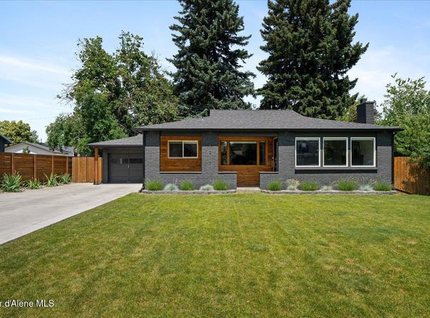 1217 E Montana Ave, Coeur d'Alene, ID 83814