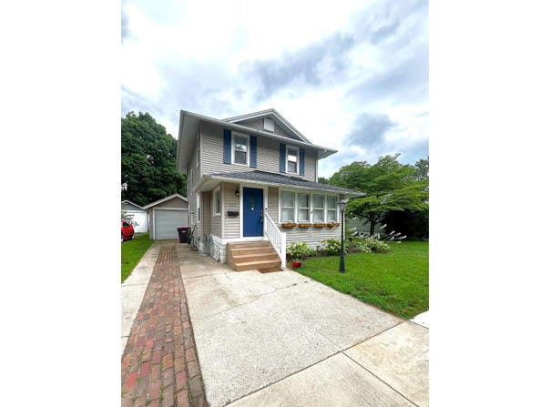 132 Bank Street, Elkhart, IN 46516