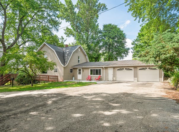 6618 N Cypress Avenue, Big Rapids, MI 49307