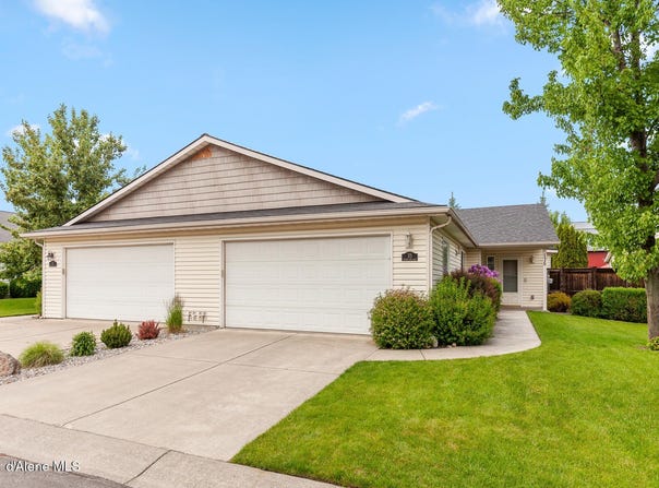 175 E Jeffrey Pine Ln, Coeur d'Alene, ID 83815