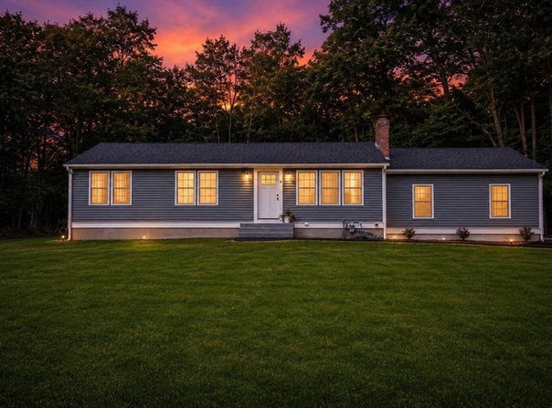 8 Galloway Rd, Chelmsford, MA 01824
