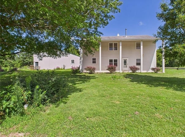 16 NW 1000th Road, Warrensburg, MO 64093