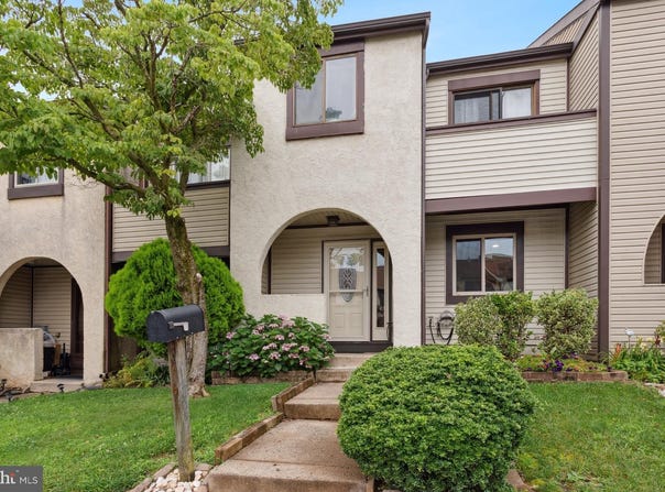 573 ADAMS, SOUTHAMPTON, PA 18966