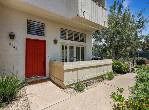 3946 La Jolla Village Dr, La Jolla, CA 92037