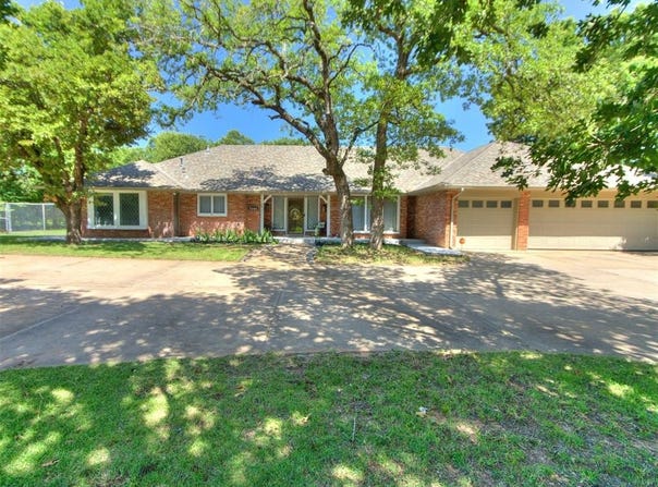 3366 Wagonwheel Road, Edmond, OK 73034