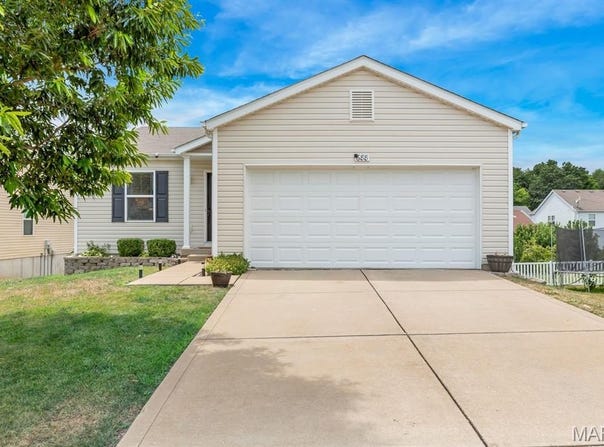 688 Rabbit Run Drive, Wentzville, MO 63385