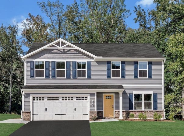 5 VISTA RIDGE BLVD, STAUNTON, VA 24401