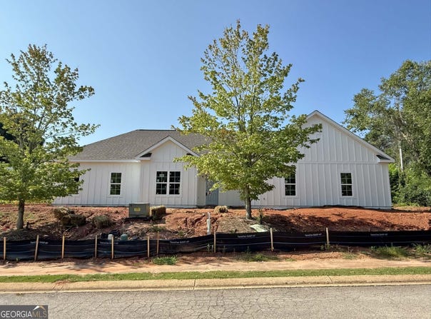 100 Creekside, Lagrange, GA 30240