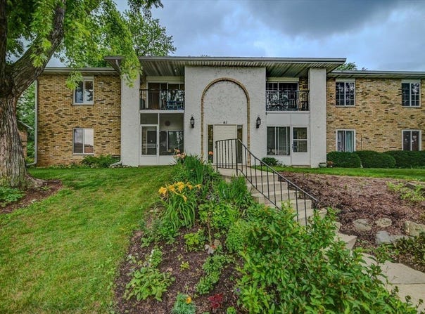 41 Golf Course Road, Madison, WI 53704