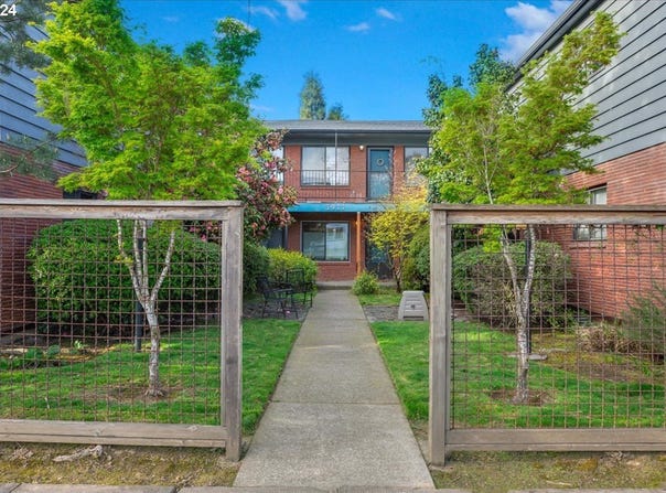 3911 NE KILLINGSWORTH ST, Portland, OR 97211
