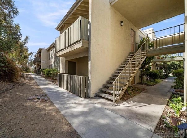 830 W Lincoln Ave, Escondido, CA 92026