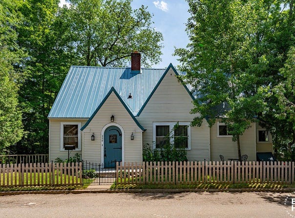 228 Neil Street, Saranac Lake, NY 12983