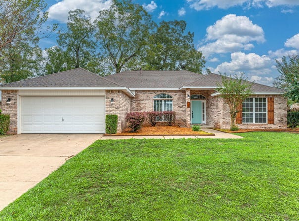 3167 Border Creek Drive, Crestview, FL 32539