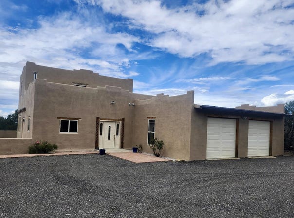 1574 Weimer Rd, Taos, NM 87571