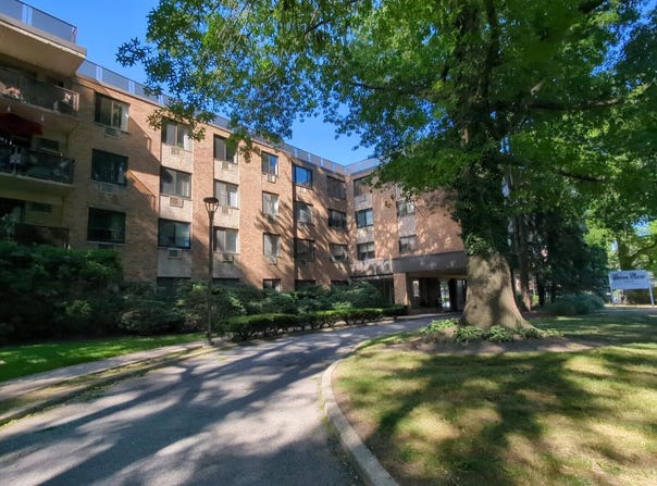 1101 Midland Avenue, Bronxville, NY 10708