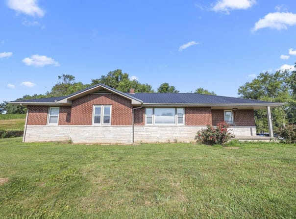 508 S Chestnut Street, Huntingburg, IN 47542