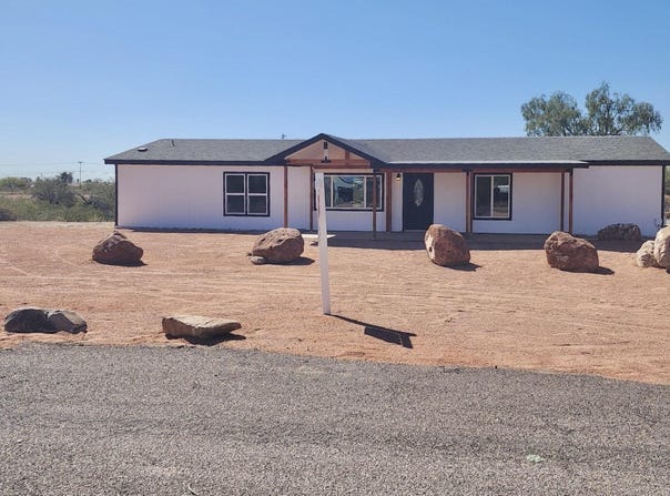 1470 S BOWMAN Road, Apache Junction, AZ 85119