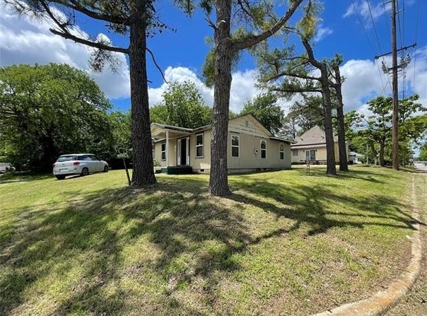 201 School, Ardmore, OK 73401
