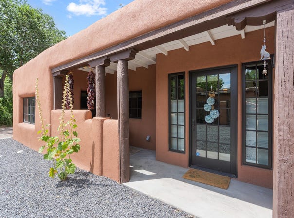 113 Jimenez, Santa Fe, NM 87501