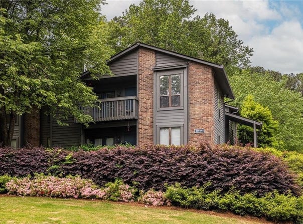 223 Tuxworth Circle, Decatur, GA 30033