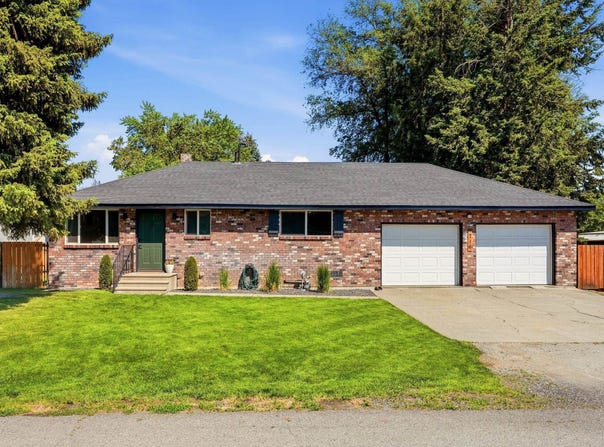 716 N Vernon Ave, Deer Park, WA 99006