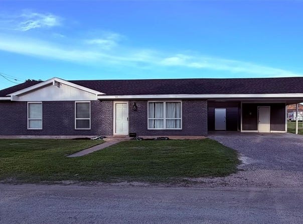 316 N Main, Henrietta, TX 76365