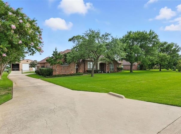 4041 Windmill Ridge Circle, Ovilla, TX 75154