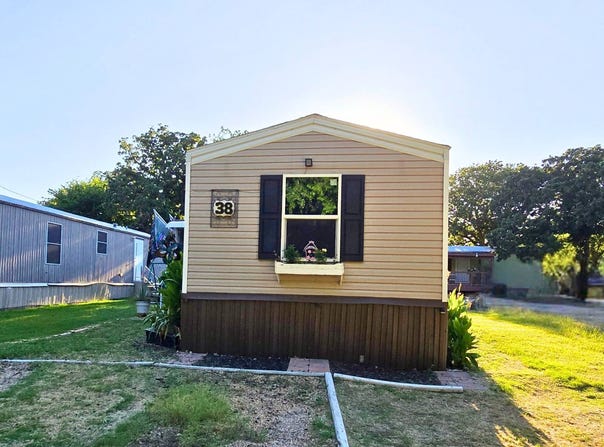 425 S Shady Shores Rd, Denton, TX 76208
