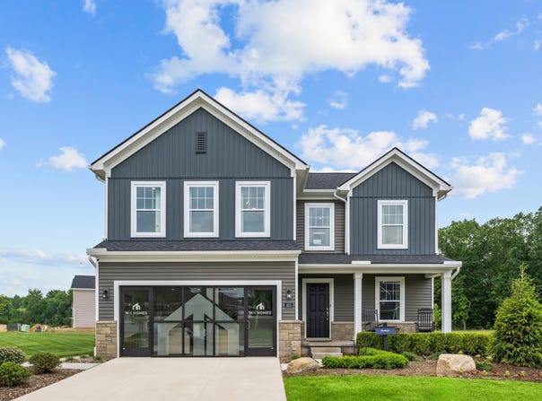 455 Riverside Drive, Holly, MI 48442
