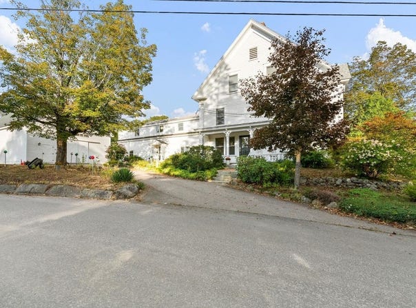 32 Maple Street, Andover, NH 03216