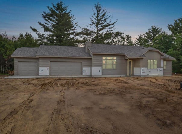 8894 Voit Lane, Nekoosa, WI 54457