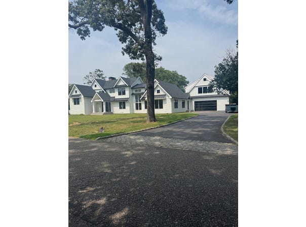 105  Widgeon Court, Great River, NY 11739