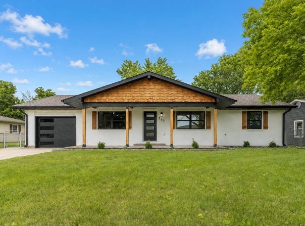 757 Meadowbrook Circle, Moberly, MO 65270