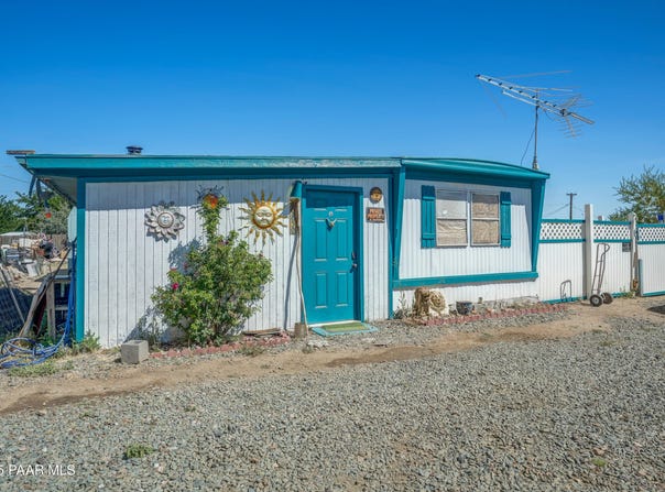 20850 E Cedar Drive, Cordes Lakes, AZ 86333