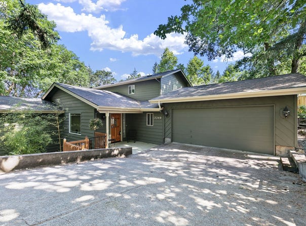 3349 VIDERA DR, Eugene, OR 97405