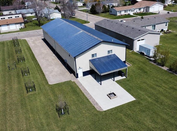 345 1st Rd, Pick City, ND 58545