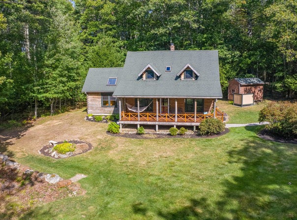 25 Loon Lane, Hope, ME 04847