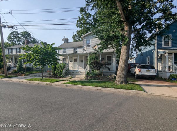 11 Hull Avenue, Freehold, NJ 07728