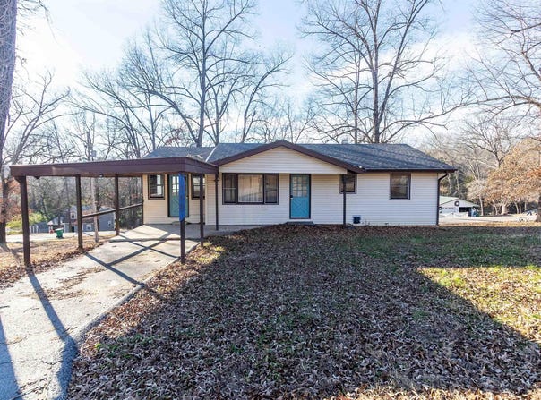 155 Walnut Circle, Yellville, AR 72687
